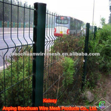 The mesh size 6*20cm welded triangle bending guardrail nets